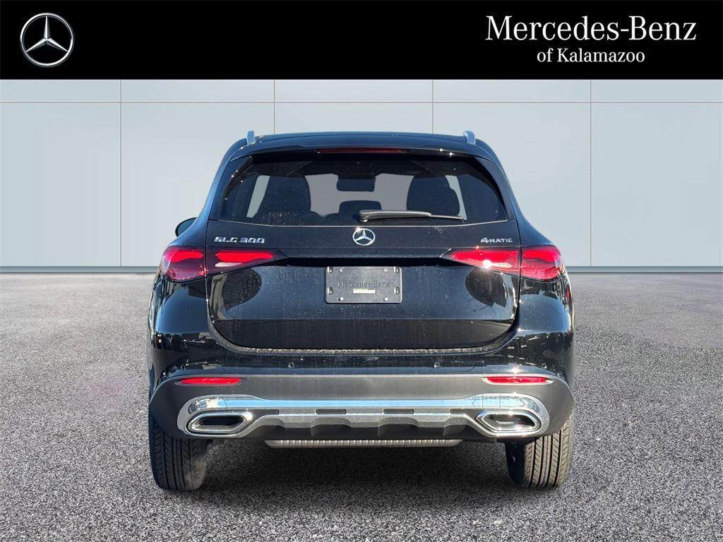 new 2026 Mercedes-Benz GLC 300 car