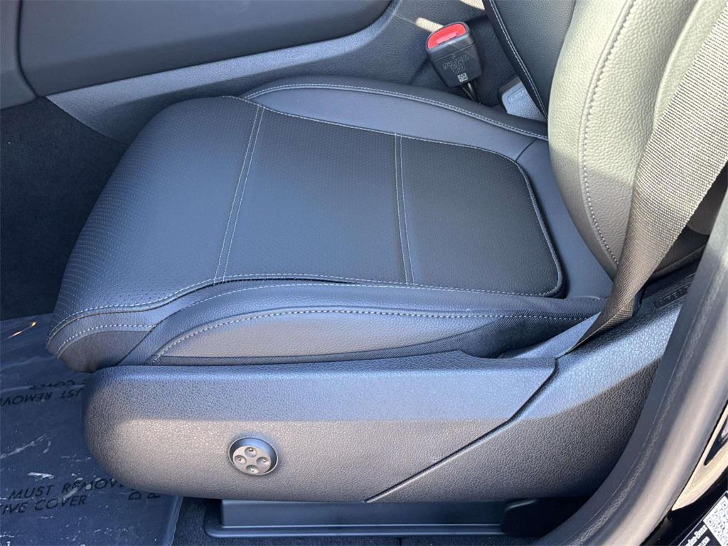 new 2026 Mercedes-Benz GLC 300 car