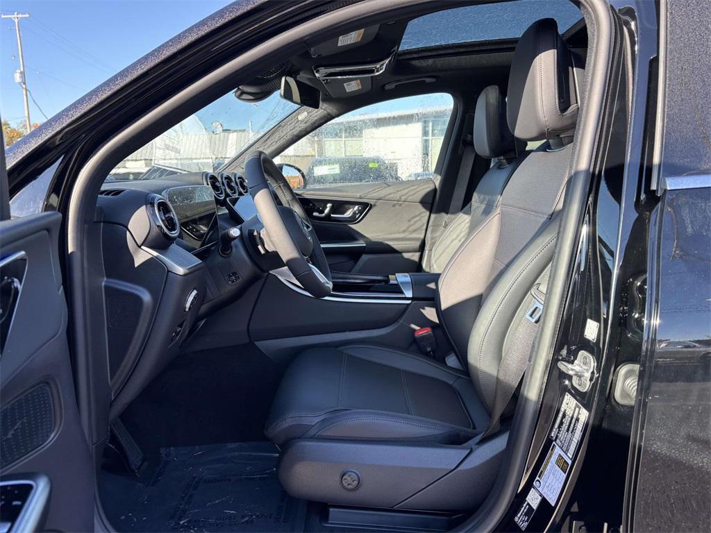 new 2026 Mercedes-Benz GLC 300 car