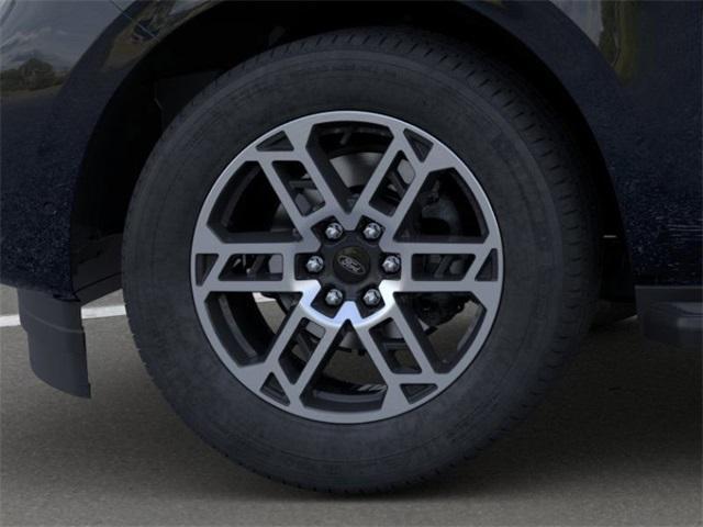 new 2025 Ford Expedition car, priced at $71,210