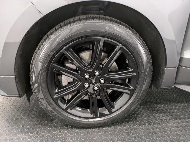 used 2022 Ford Edge car, priced at $28,992