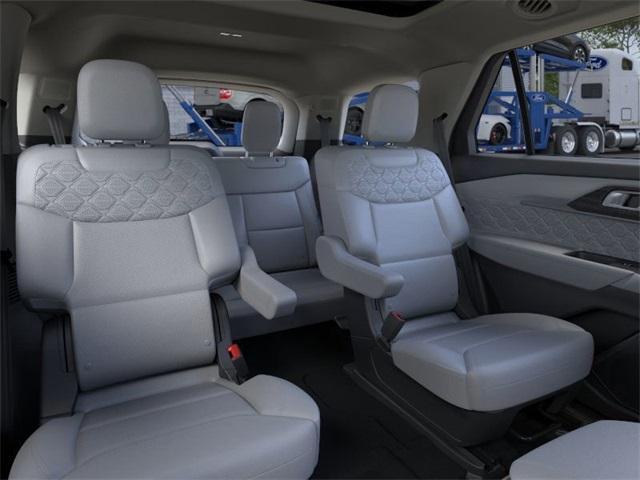 new 2025 Ford Explorer car, priced at $60,065