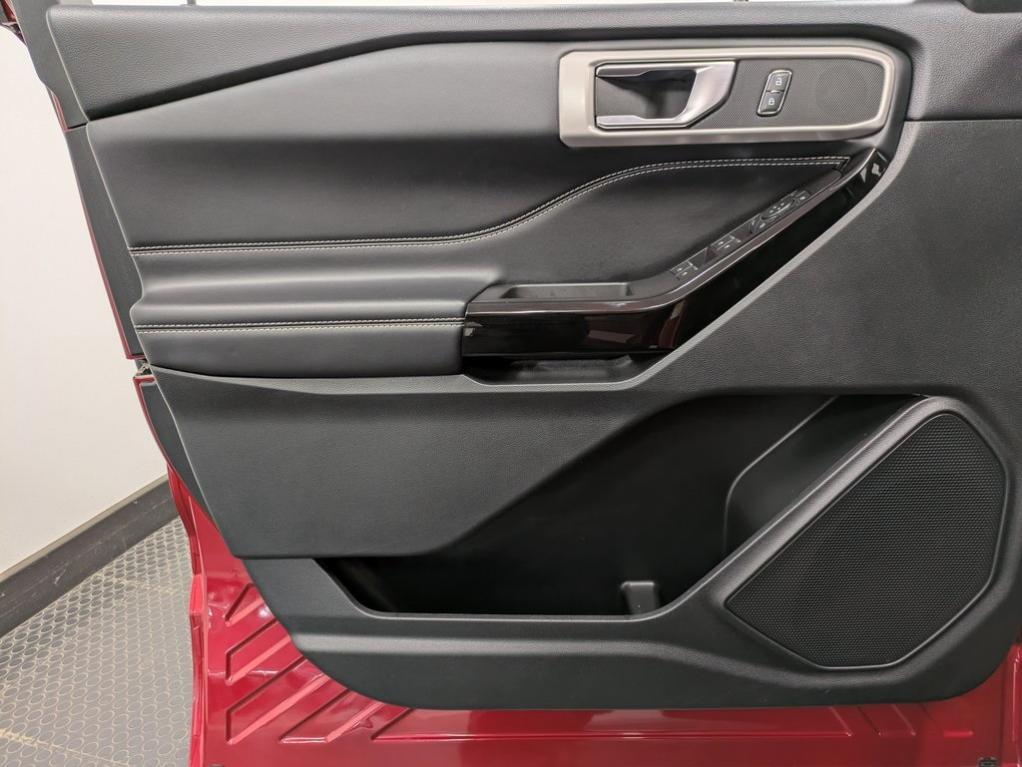 used 2022 Ford Explorer car, priced at $37,987