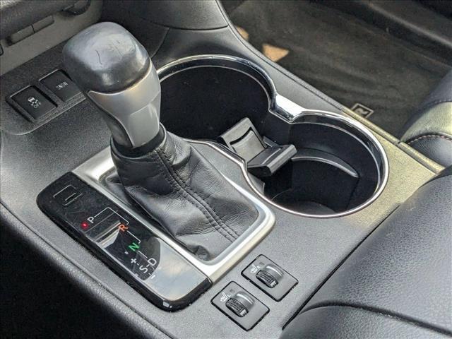 used 2018 Toyota Highlander car, priced at $19,998