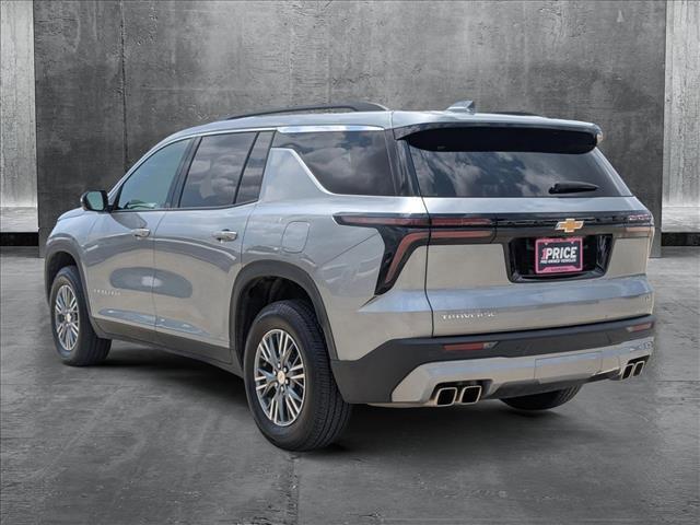 used 2024 Chevrolet Traverse car, priced at $37,993