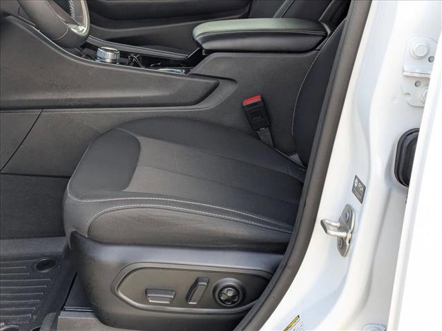 used 2023 Jeep Grand Cherokee car, priced at $29,491