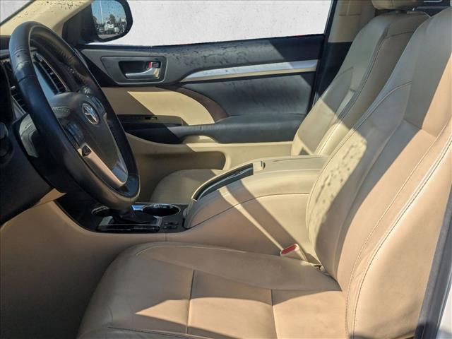 used 2015 Toyota Highlander car, priced at $16,536