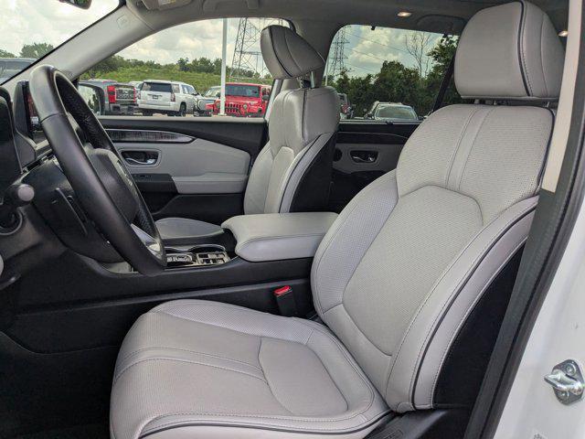 used 2023 Honda Pilot car, priced at $43,955