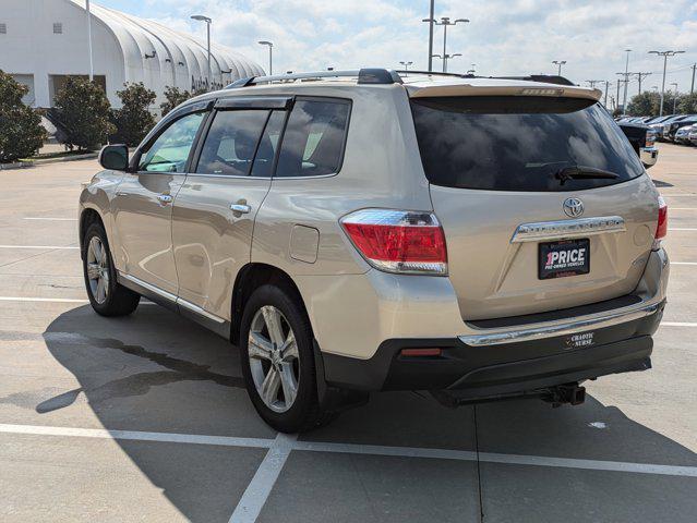 used 2013 Toyota Highlander car, priced at $15,293