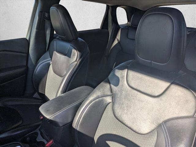 used 2019 Jeep Cherokee car, priced at $12,998