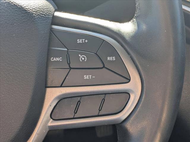 used 2019 Jeep Cherokee car, priced at $12,998