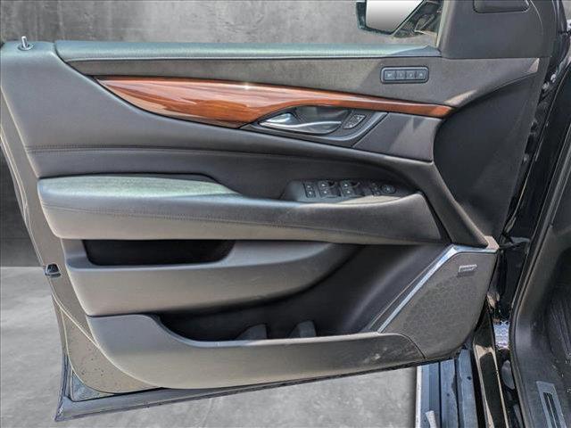 used 2018 Cadillac Escalade ESV car, priced at $30,596