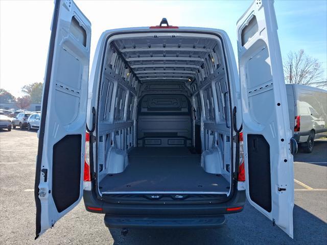 new 2025 Mercedes-Benz Sprinter 2500 car, priced at $60,961
