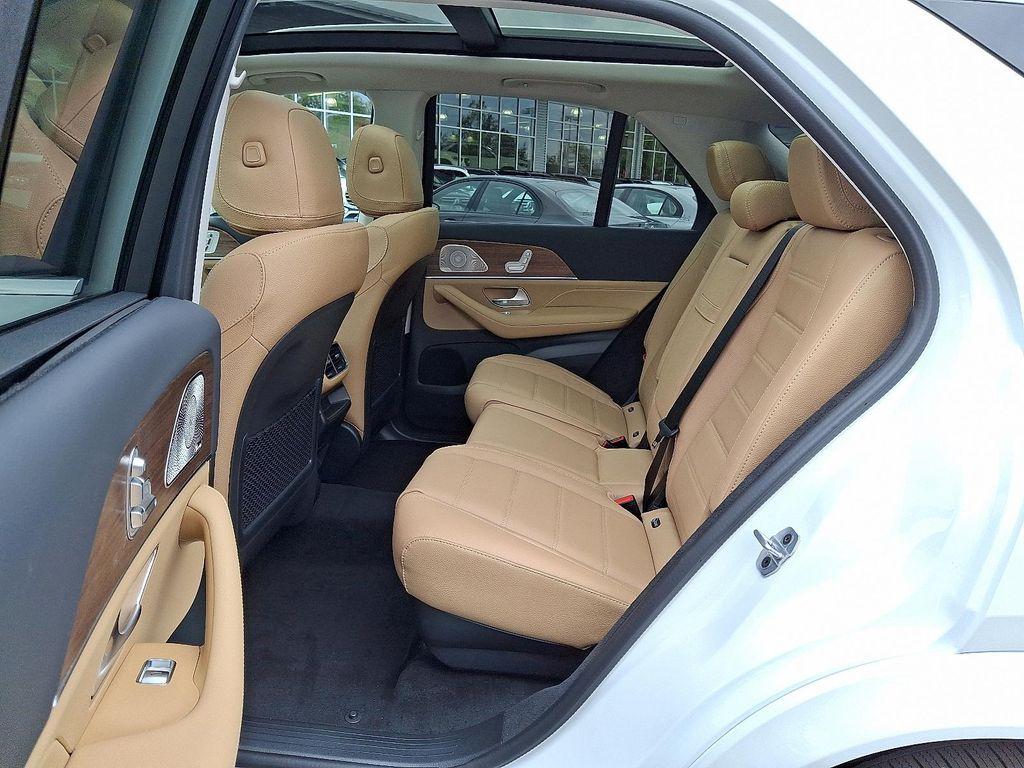new 2026 Mercedes-Benz GLE 450 car, priced at $87,085