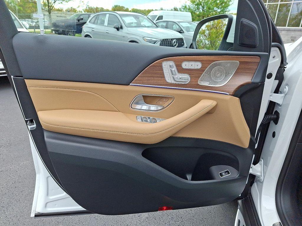 new 2026 Mercedes-Benz GLE 450 car, priced at $87,085