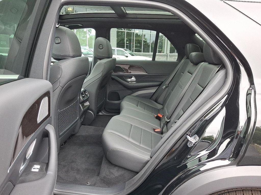 new 2025 Mercedes-Benz GLE 450e car, priced at $77,940