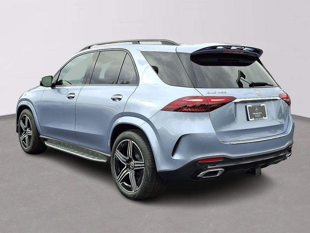 new 2025 Mercedes-Benz GLE 450 car, priced at $100,585