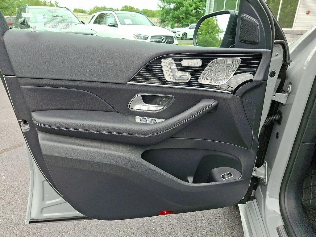 used 2026 Mercedes-Benz GLE 450 car, priced at $82,000