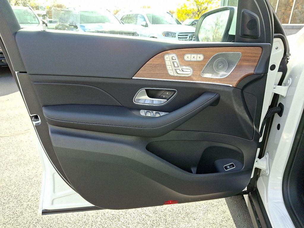 new 2026 Mercedes-Benz GLE 350 car