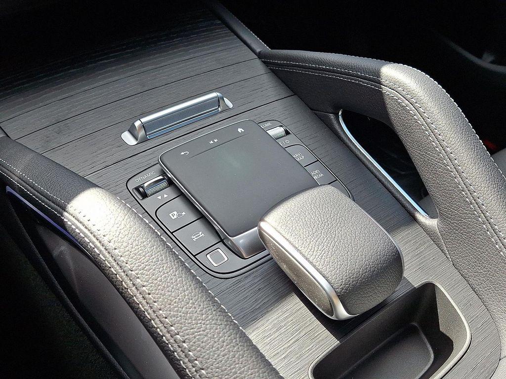 new 2026 Mercedes-Benz GLE 450 car, priced at $85,150