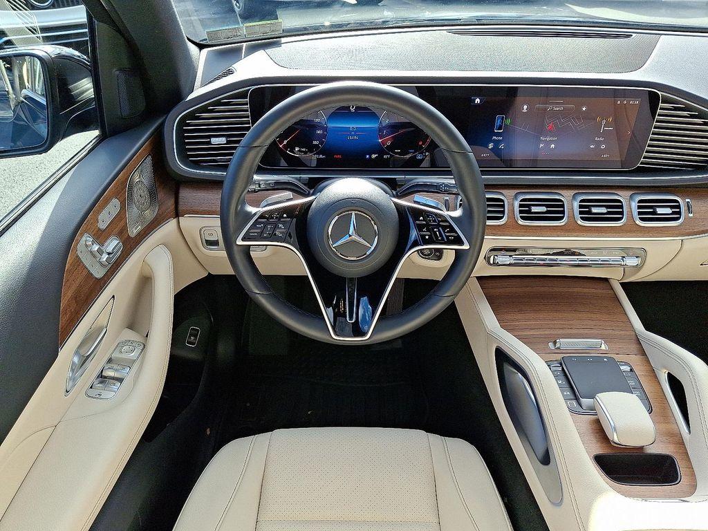 used 2025 Mercedes-Benz GLE 450 car, priced at $72,991