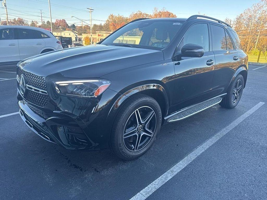 used 2025 Mercedes-Benz GLE 450 car, priced at $72,991