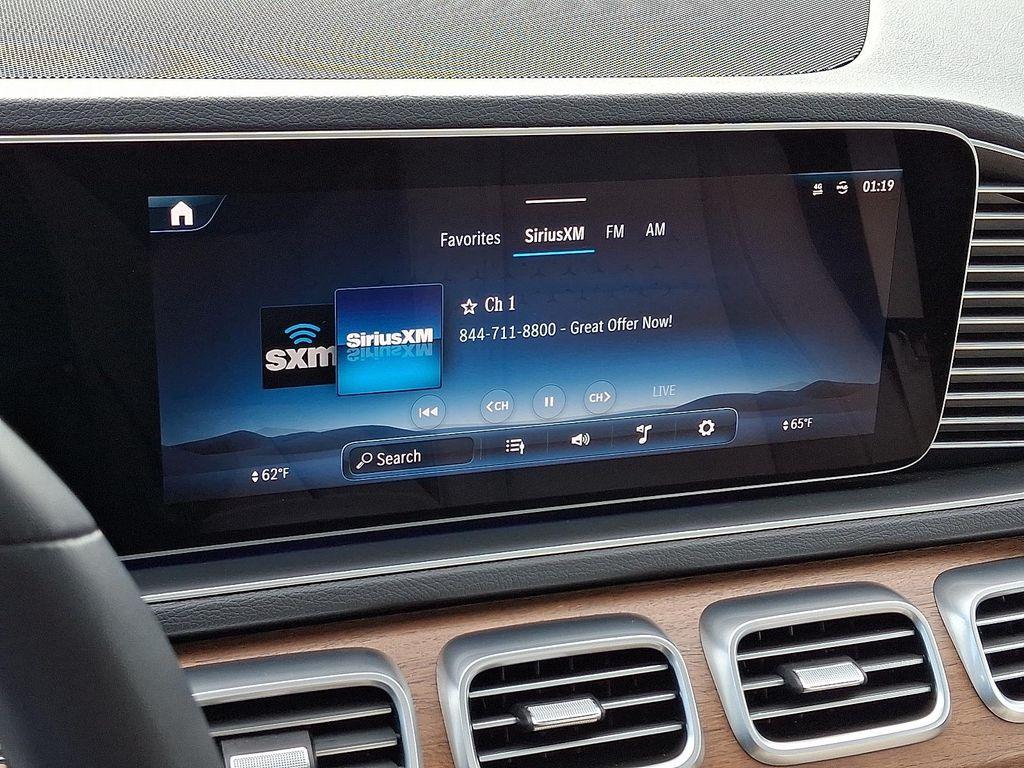 used 2025 Mercedes-Benz GLE 450 car, priced at $72,991