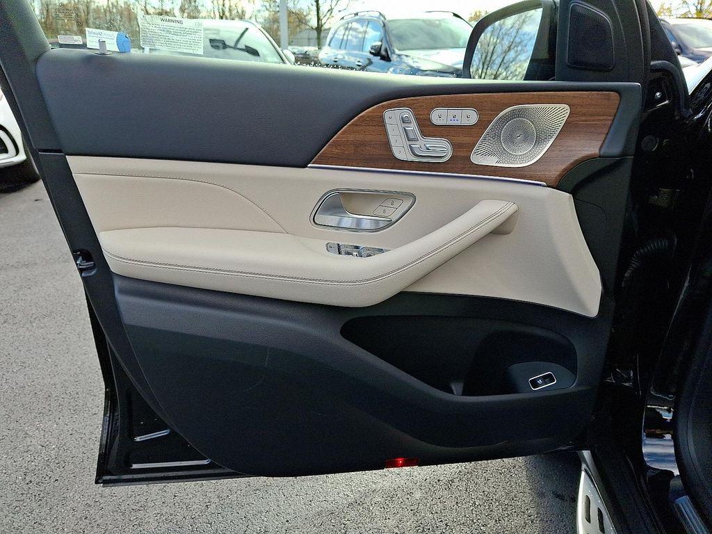 used 2025 Mercedes-Benz GLE 450 car, priced at $72,991