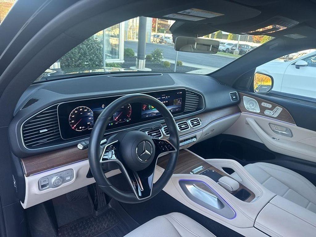 used 2025 Mercedes-Benz GLE 450 car, priced at $72,991