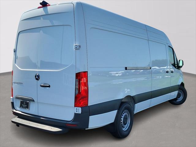 new 2024 Mercedes-Benz Sprinter 2500 car, priced at $77,206