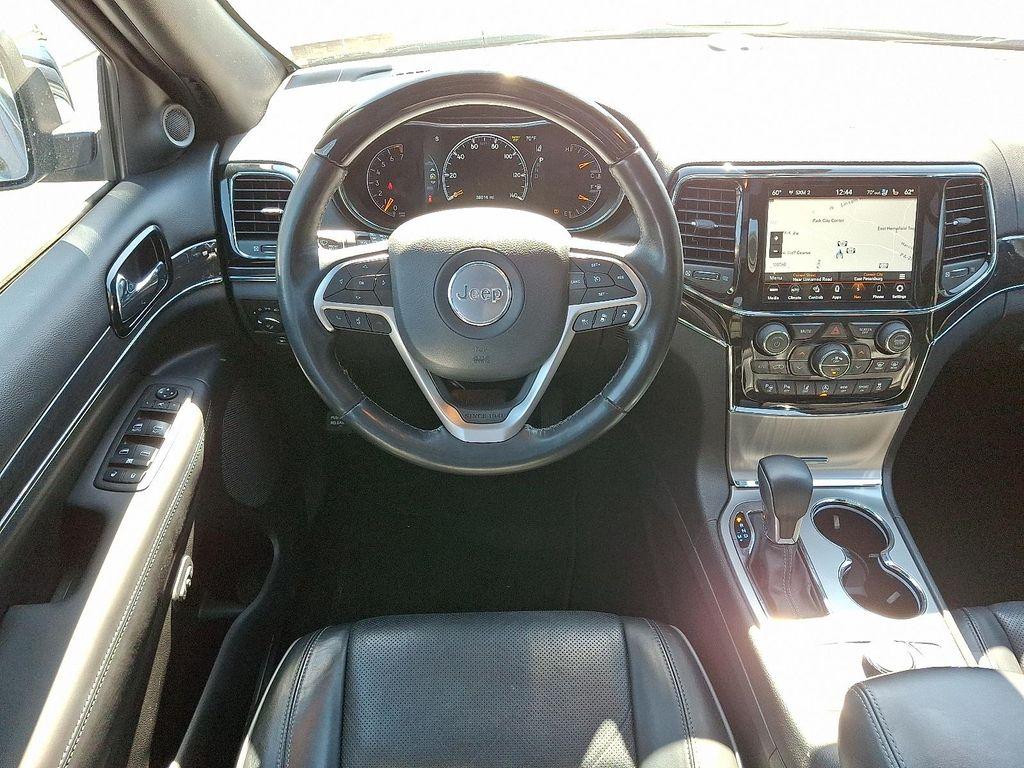 used 2020 Jeep Grand Cherokee car, priced at $28,075