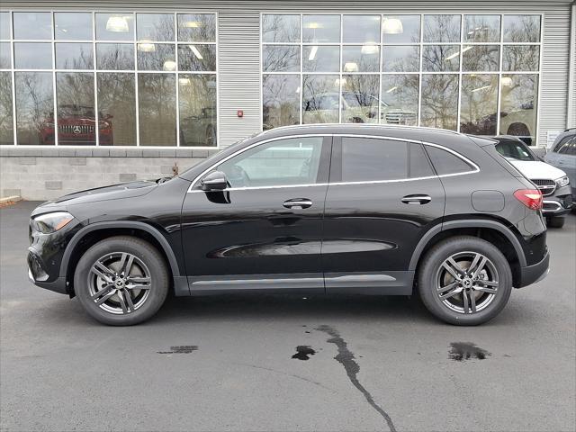 new 2025 Mercedes-Benz GLA 250 car, priced at $51,390