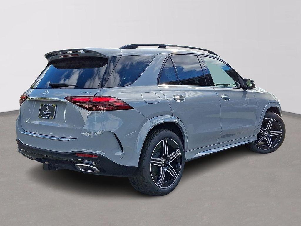 new 2025 Mercedes-Benz GLE 580 car, priced at $105,660