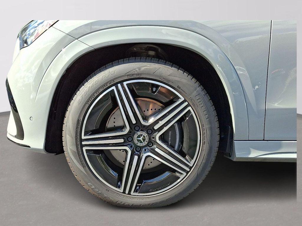 new 2025 Mercedes-Benz GLE 580 car, priced at $105,660