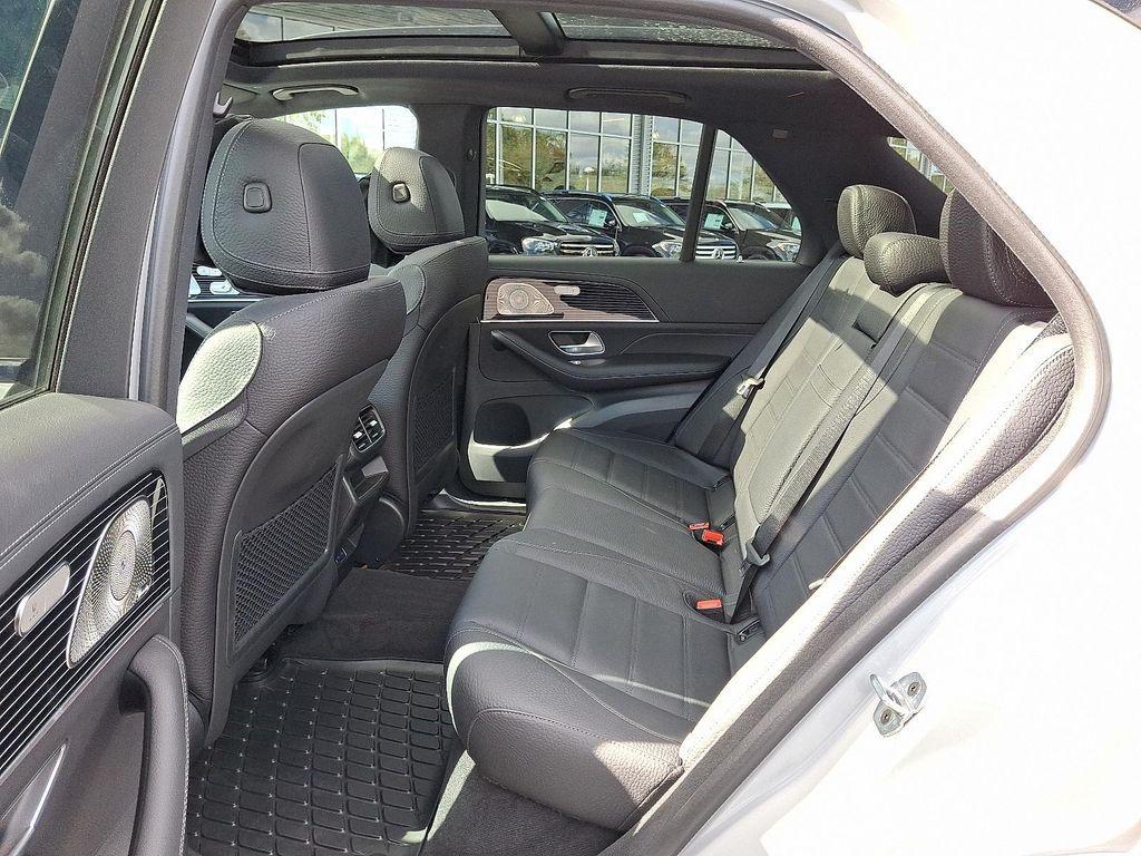 new 2025 Mercedes-Benz GLE 580 car, priced at $105,660