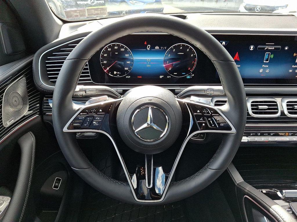 new 2025 Mercedes-Benz GLE 580 car, priced at $105,660