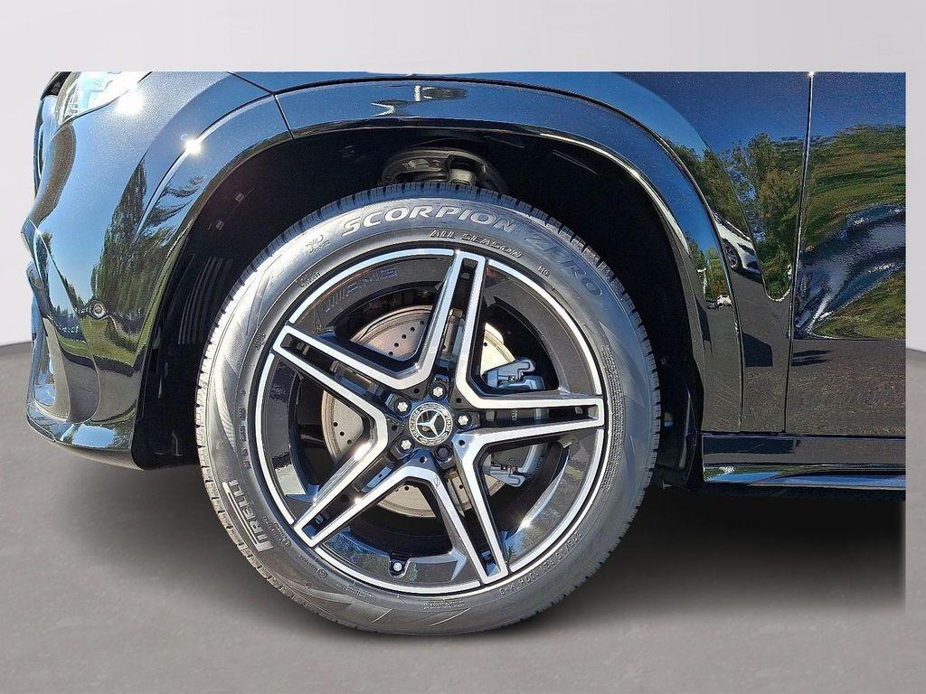 new 2026 Mercedes-Benz GLS 450 car, priced at $100,740