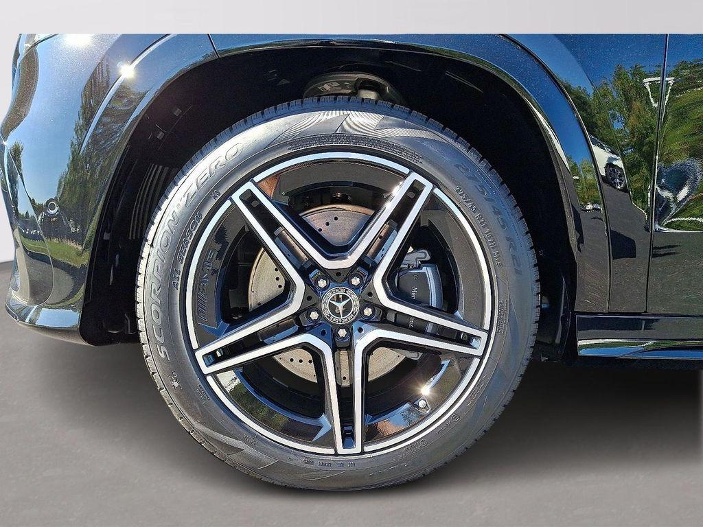 new 2026 Mercedes-Benz GLS 450 car, priced at $100,615