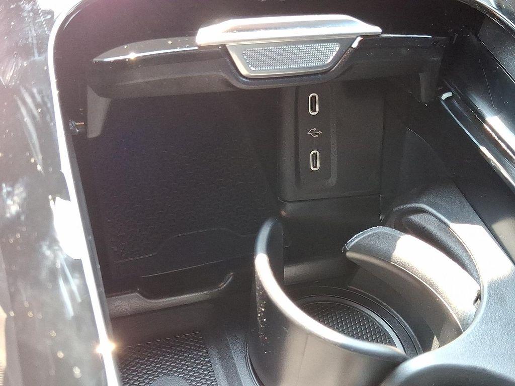 used 2025 Mercedes-Benz GLC 300 car, priced at $52,117