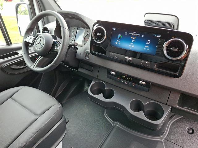 new 2025 Mercedes-Benz Sprinter 2500 car, priced at $62,327