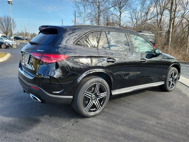 new 2024 Mercedes-Benz GLC 300 car, priced at $61,110