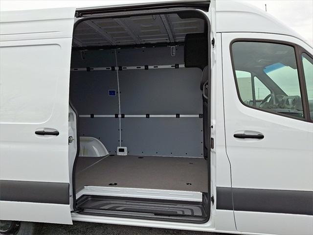 new 2024 Mercedes-Benz Sprinter 2500 car, priced at $61,154