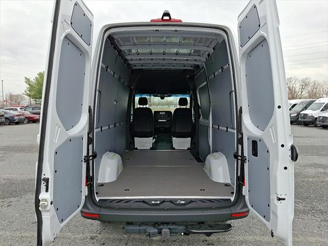 new 2024 Mercedes-Benz Sprinter 2500 car, priced at $61,154