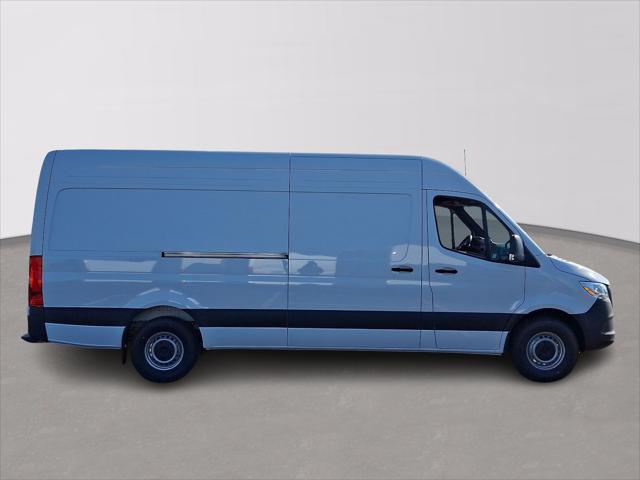 new 2025 Mercedes-Benz Sprinter 2500 car, priced at $60,961