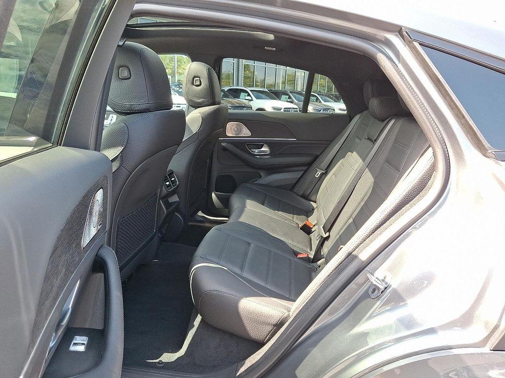 new 2026 Mercedes-Benz GLE 450 car, priced at $85,500