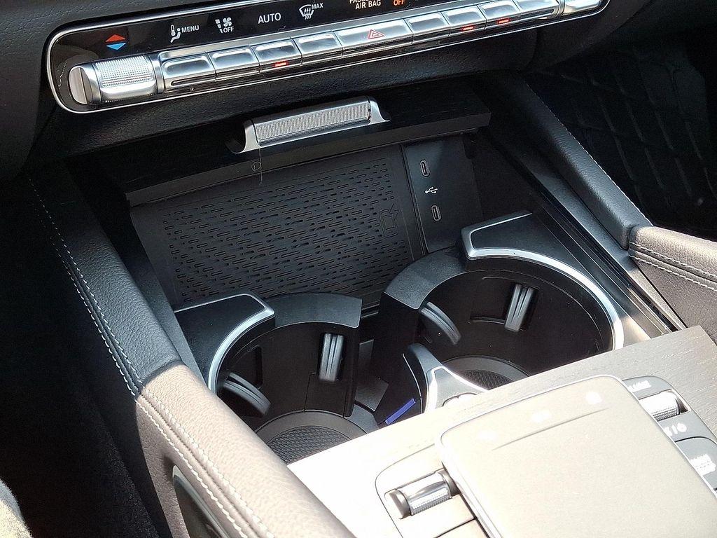 used 2025 Mercedes-Benz GLE 450 car, priced at $74,645