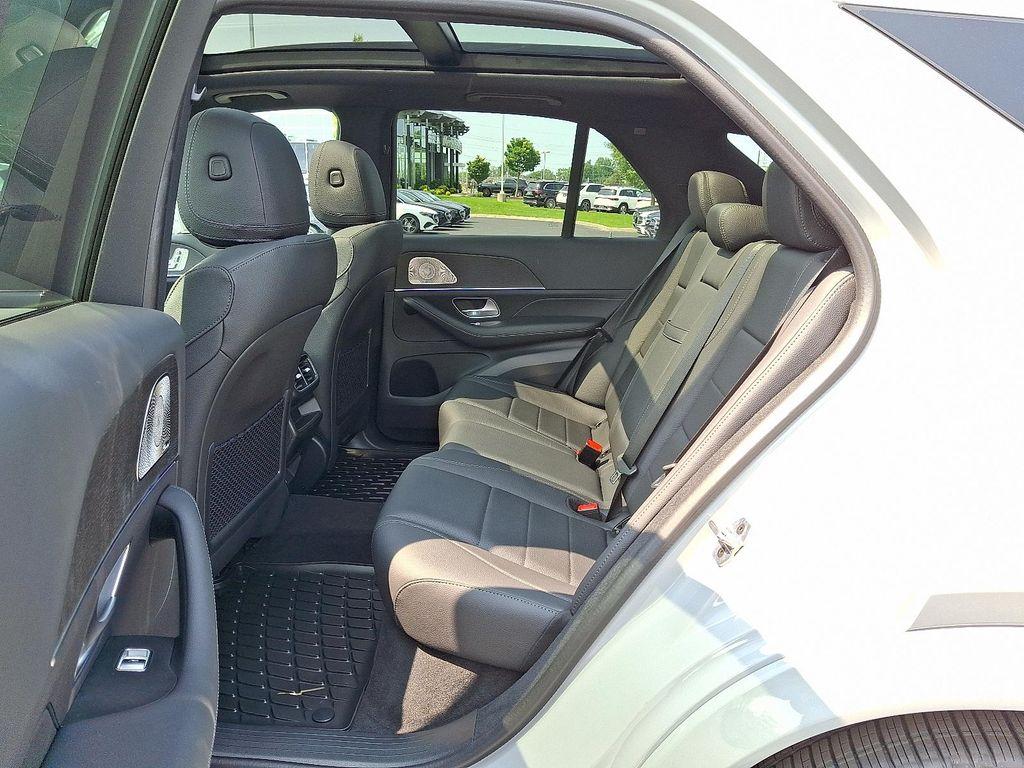 used 2025 Mercedes-Benz GLE 450 car, priced at $74,645