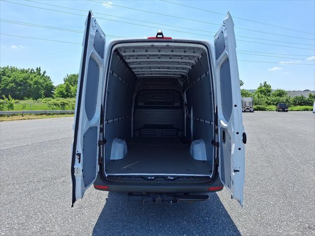 new 2025 Mercedes-Benz Sprinter 2500 car, priced at $63,534