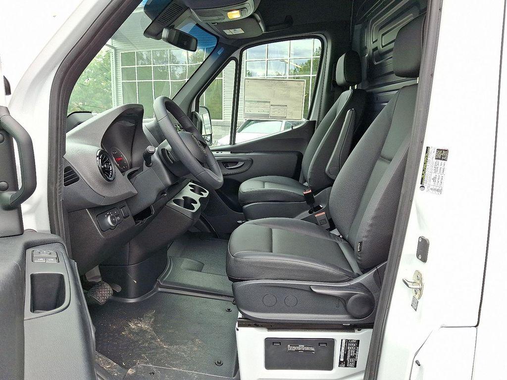 new 2025 Mercedes-Benz Sprinter 2500 car, priced at $59,679