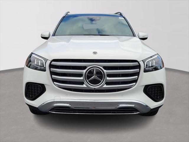 new 2025 Mercedes-Benz GLS 450 car, priced at $92,325